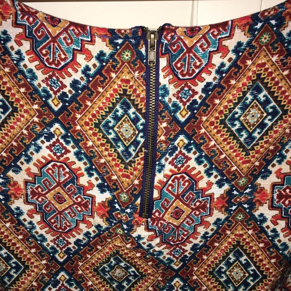 Pink Republic High-Low Aztec Top - Picture 3 of 5